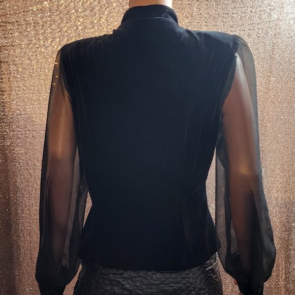 Vintage Style Shirt with sheer Long-sleeves - Picture 2 of 3